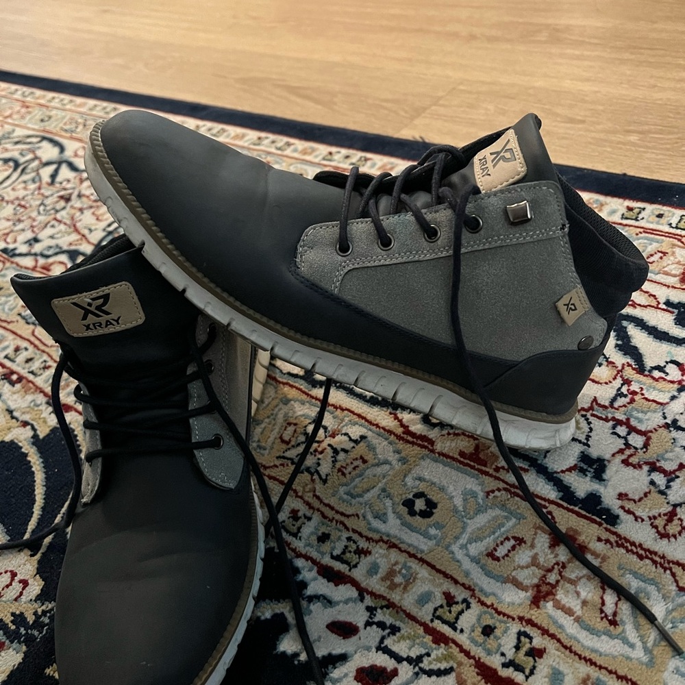 Shoes size 13